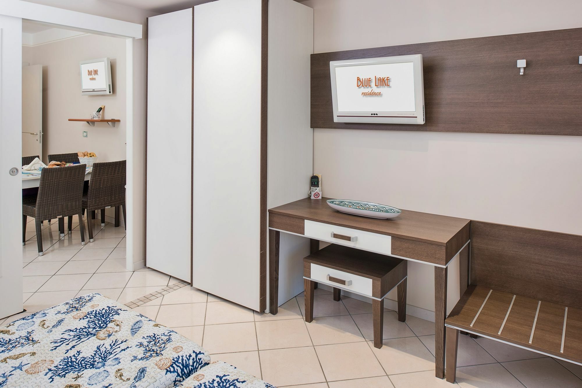 Blue - Aparthotel