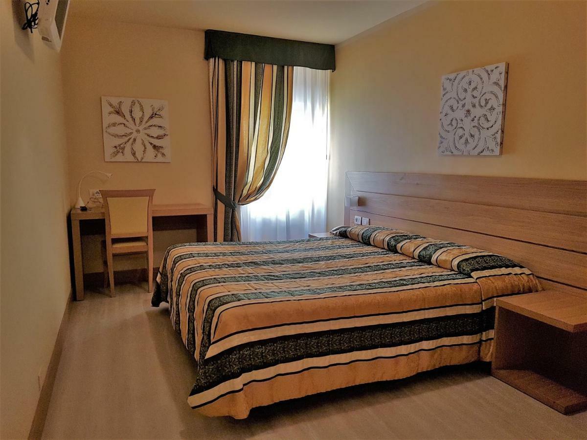 Fiorita Hotel 3*