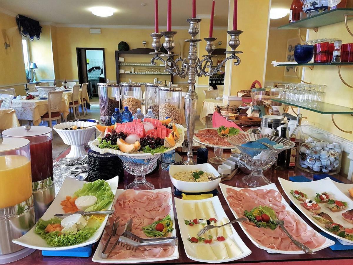 Hotel Fiorita 3*