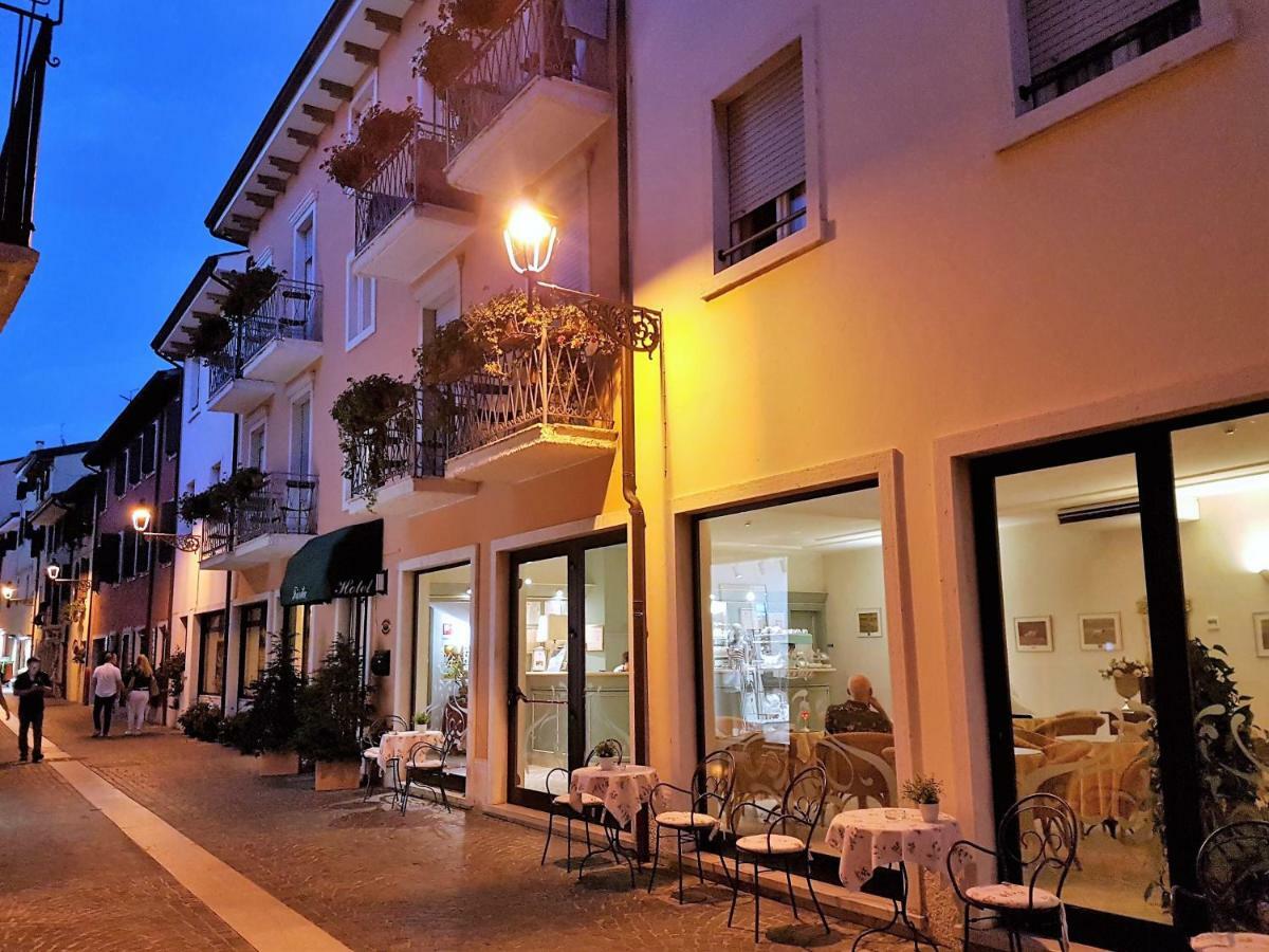 Hotel Fiorita 3*