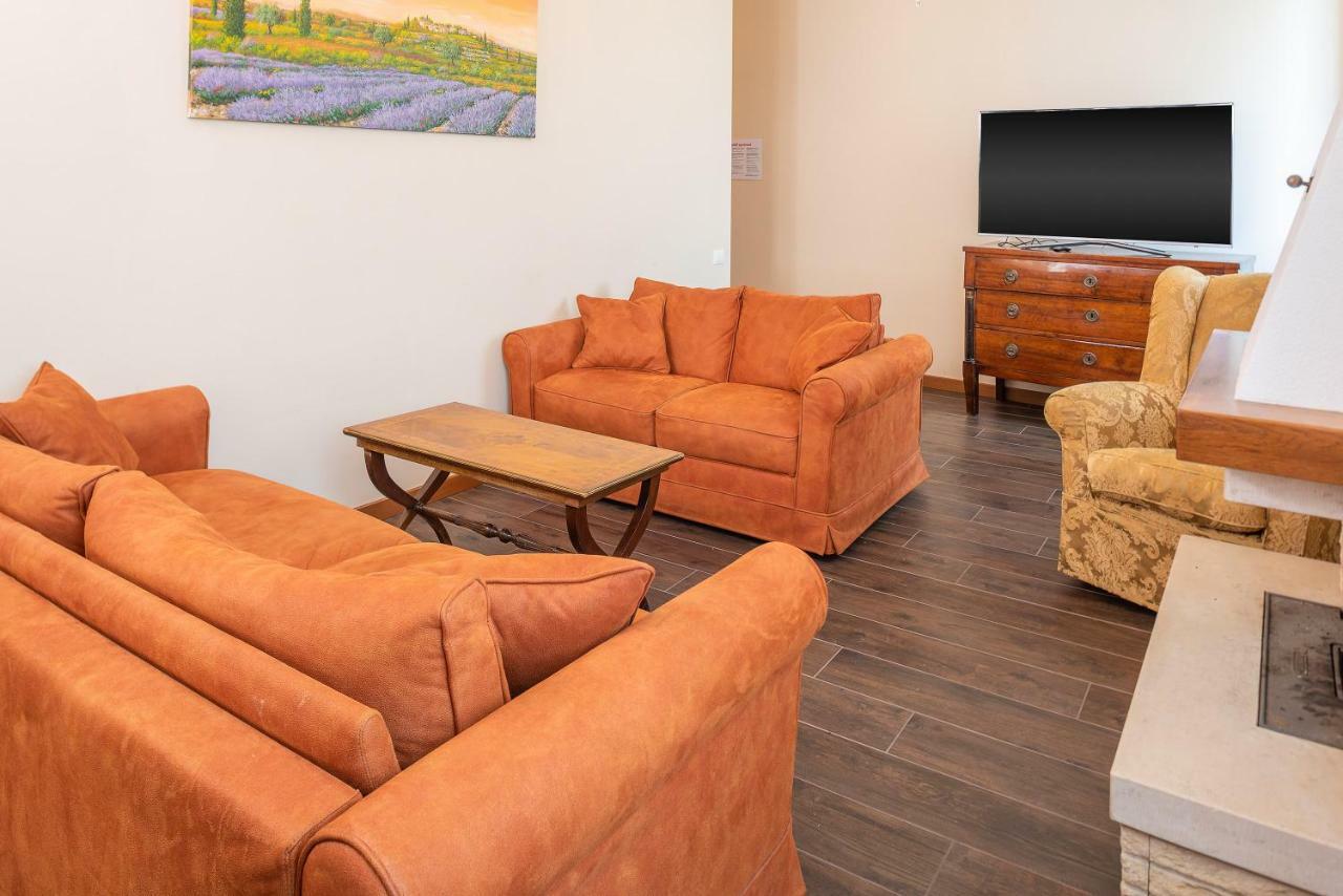 Borgo Apartment *