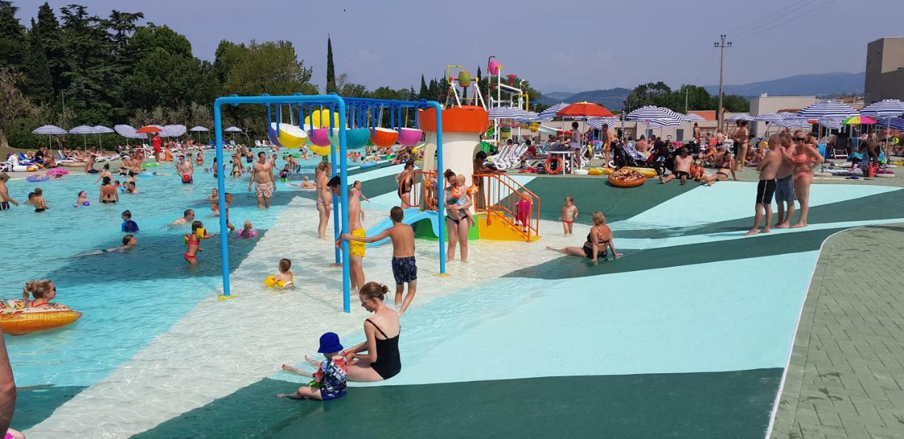 Cisano - San Vito Campingplatz 4*