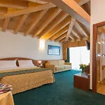 Hotel Capri