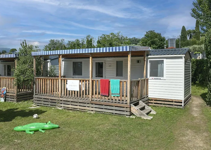 Albatross Mobile Homes On Camping Cisano & San Vito S. P. A.