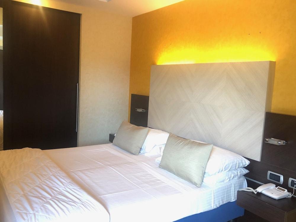 Kriss Internazionale Hotel Bardolino