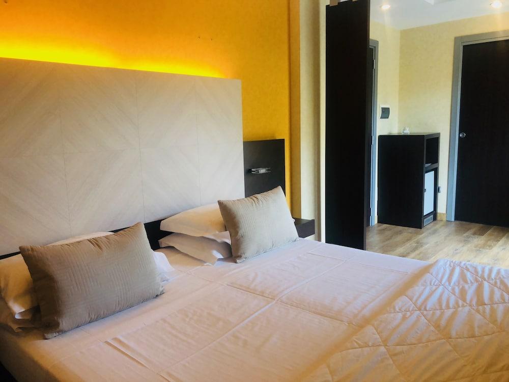 Hotel Kriss Internazionale Bardolino