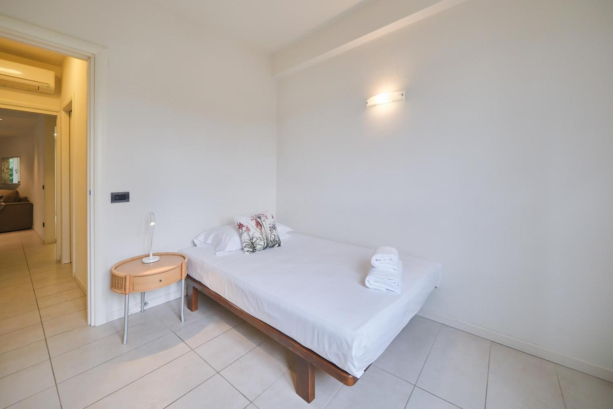 Aparthotel Front *