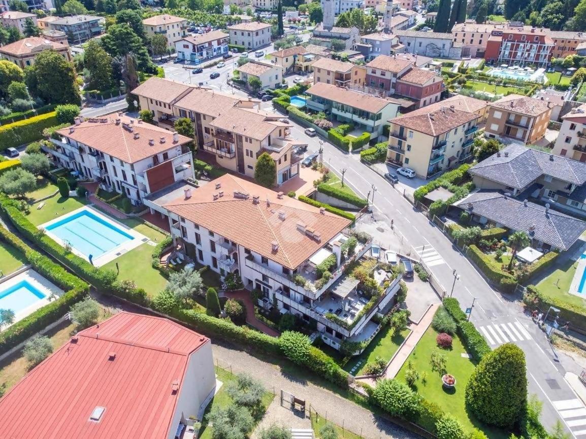 Apartment In1 *