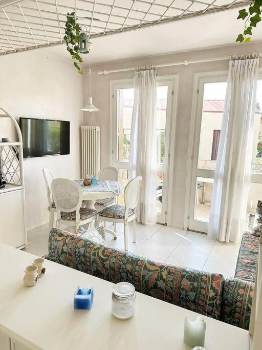 Apartment In1