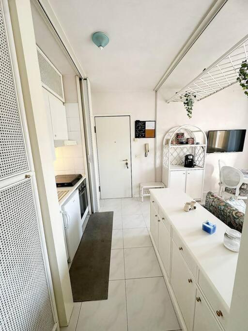 In1 Apartment *