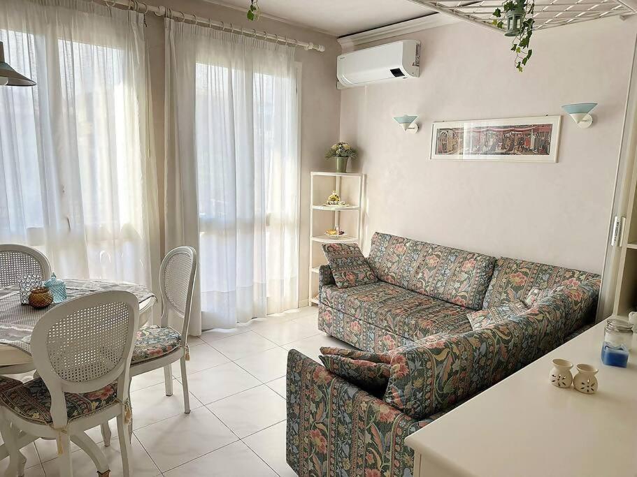 In1 Apartment *