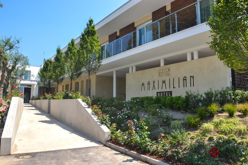 Hotel Maximilian 3*